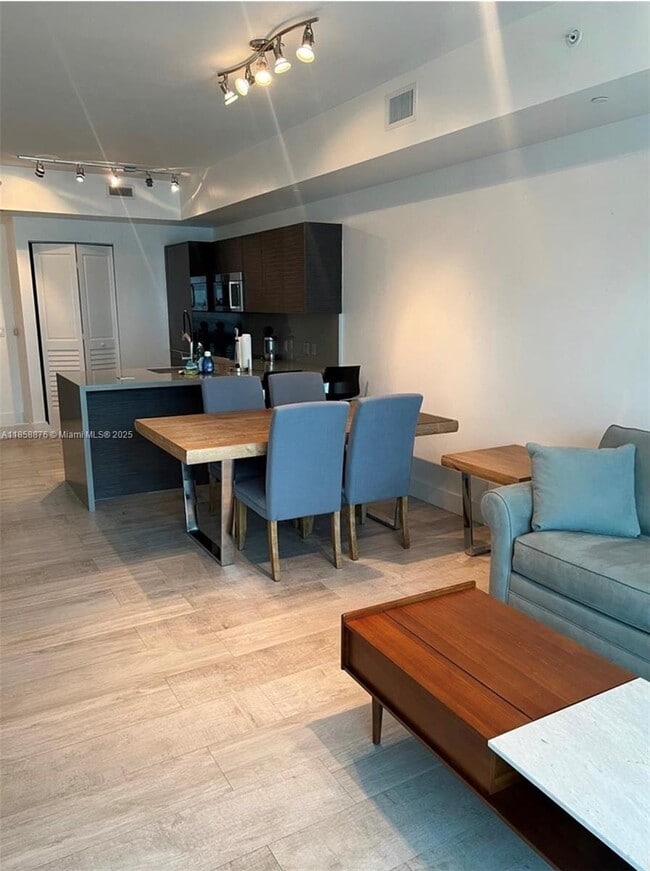 Building Photo - 1080 Brickell Ave Unit 2602 Rental