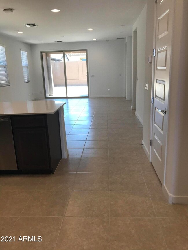 Photo - 1331 E Maldonado Dr