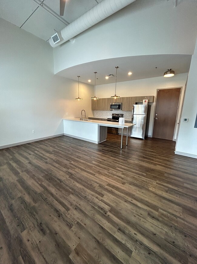 Living/Kitchen Space