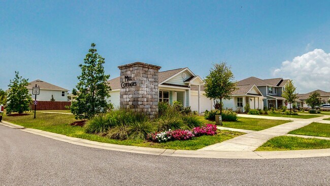 Photo - Coming Soon! 4 bed 2 bath home located in Hammock Bay!