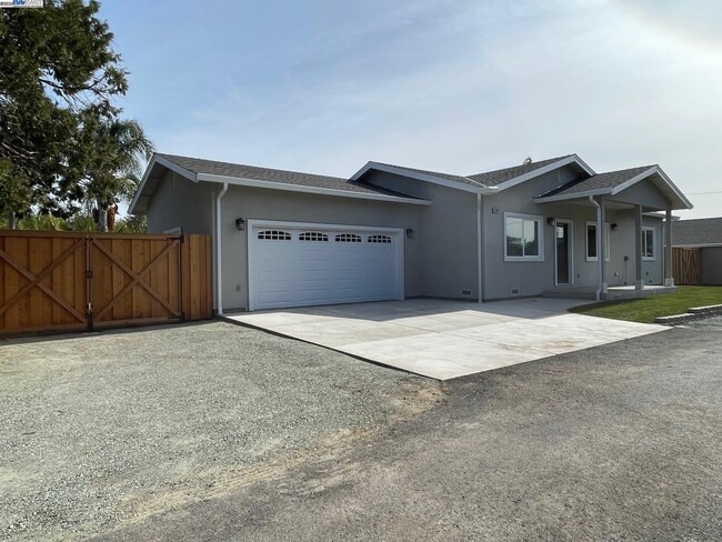 Photo - 3500 Concord Blvd