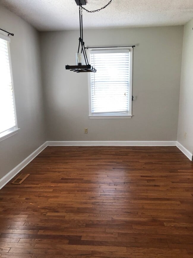 Photo - Lovely 3 Bed 2 Bath Ranch Home in Monroe!