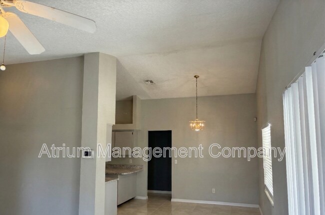 Photo - 116 W 19th St