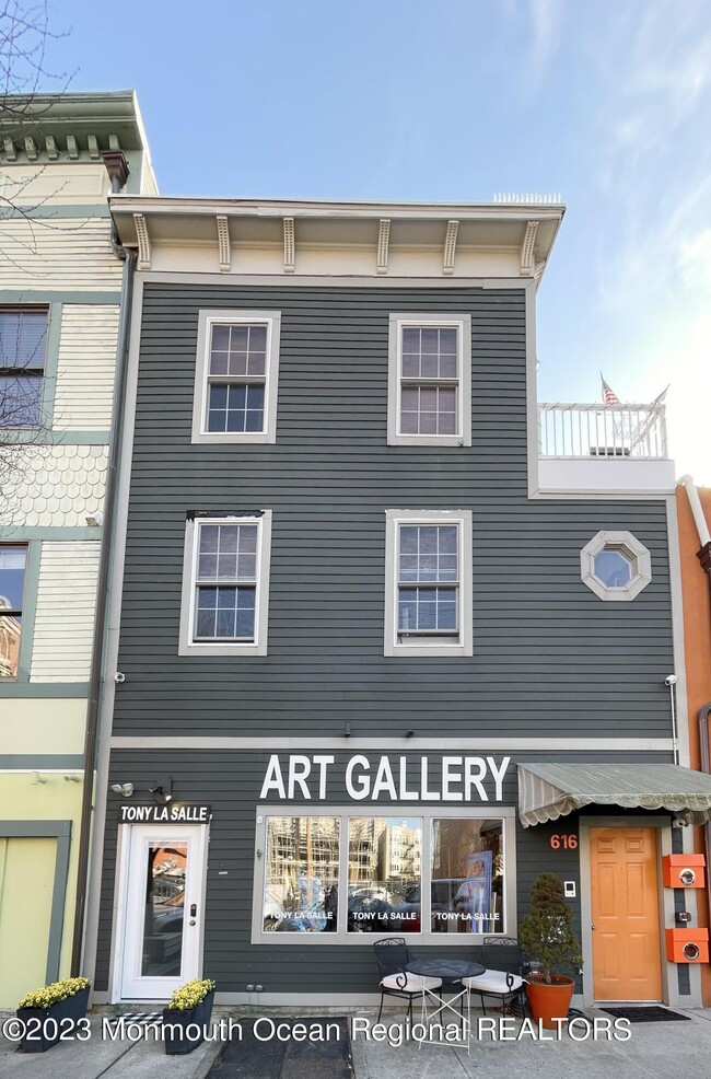 Building Photo - 619 Cookman Ave Unit 2