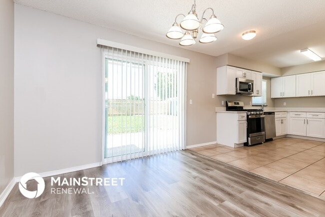 Photo - 751 Evangeline Ave