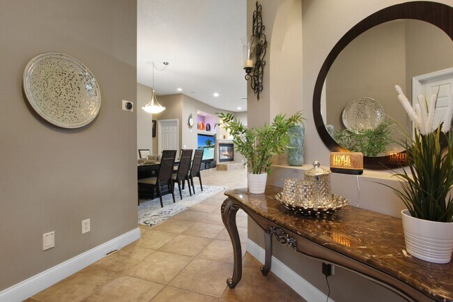 1120 Linkside Ct