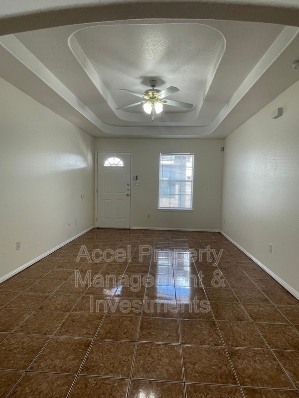 Photo - 1712 Phoenix St Unidad #3