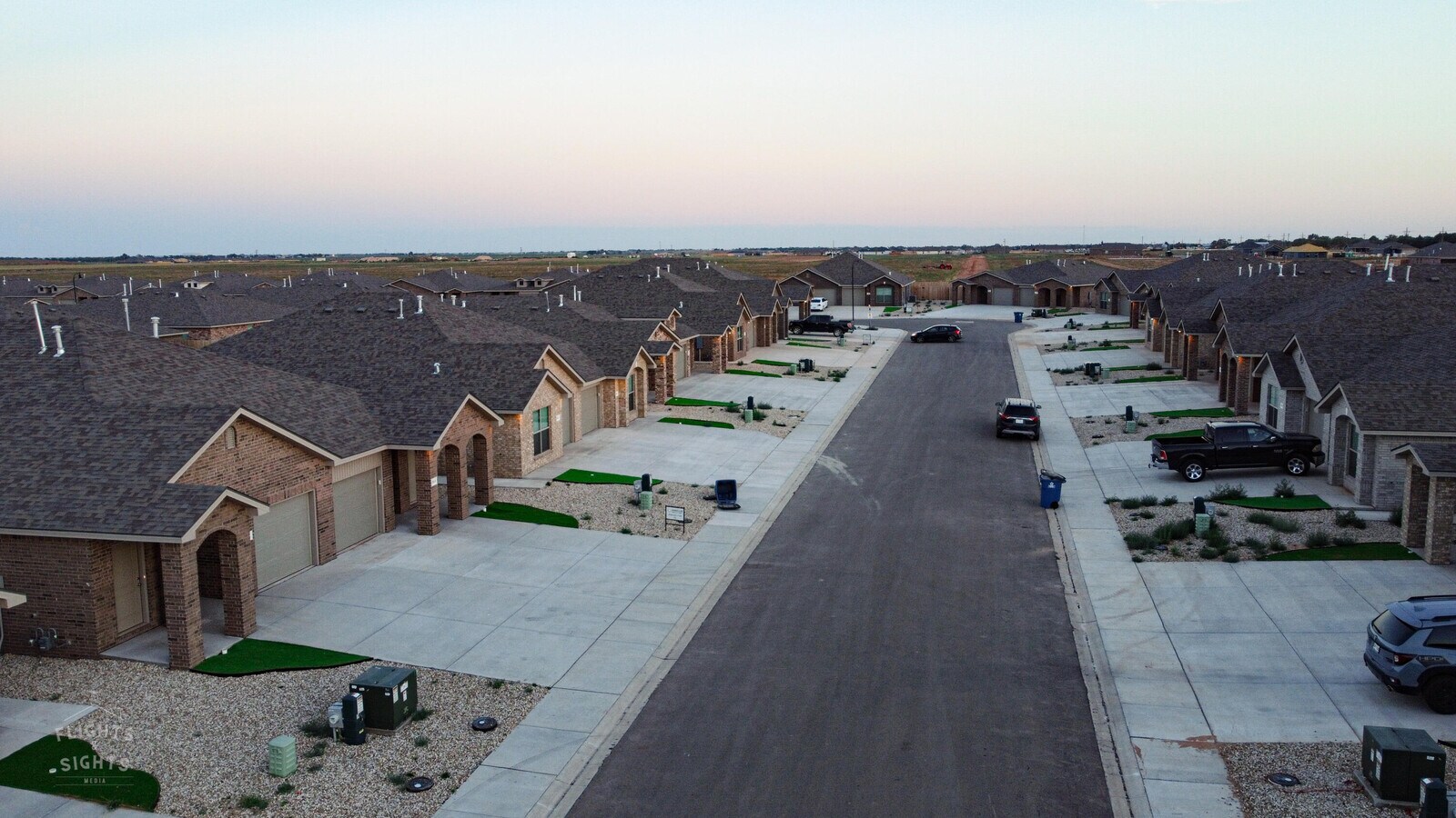 Photo - 2011 Bryan Ave Townhome