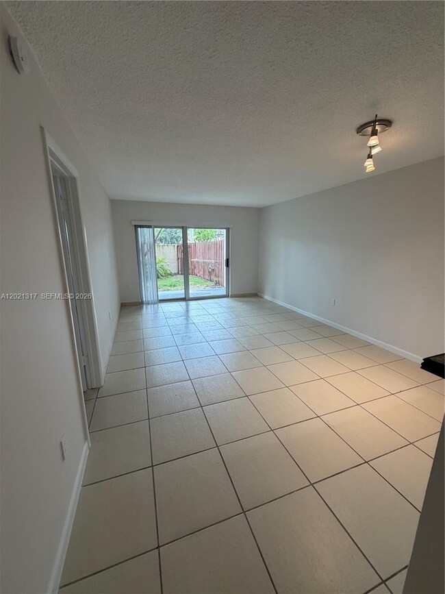 Photo - 11201 SW 88th St Unit 102A