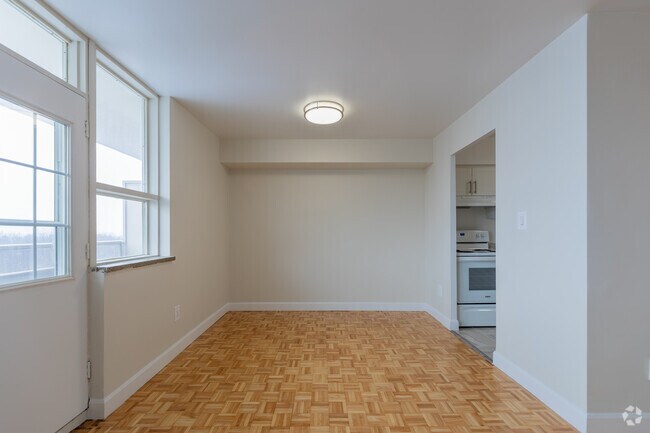 1BR, 1BA - 625SF - Dining Room