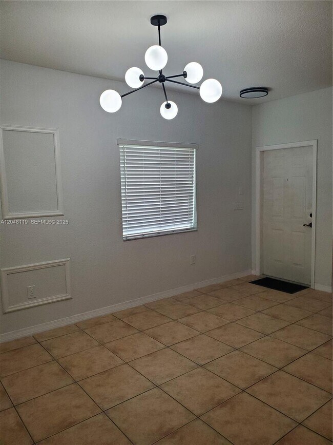 7834 Catalina Cir