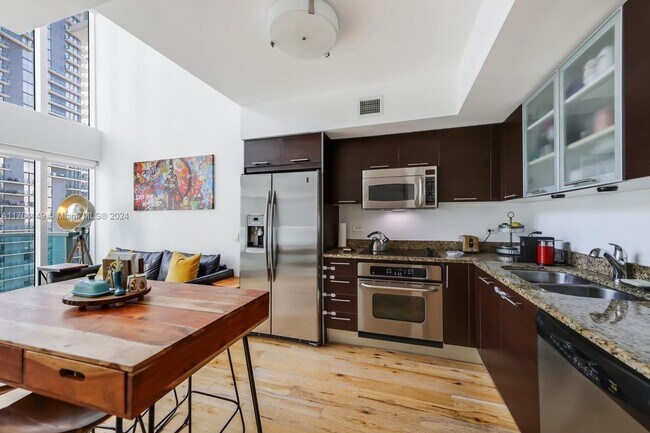 Photo - 41 SE 5th St Condo Unit 1410