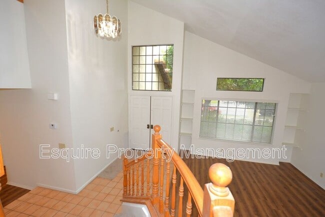 Photo - 1610 Oneida Pl