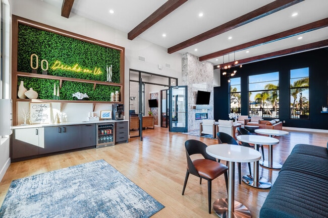 Photo - Yardly Ellenton