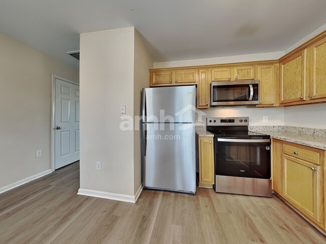 Photo - 47 Wolf Creek Ln