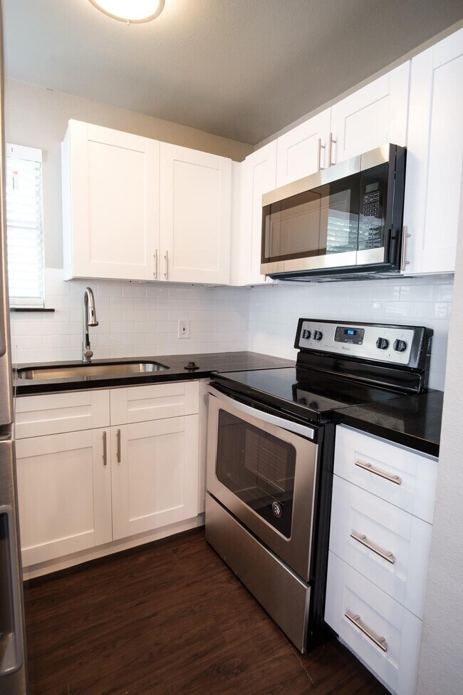 Photo - 1953 Dryden Rd Unit 4