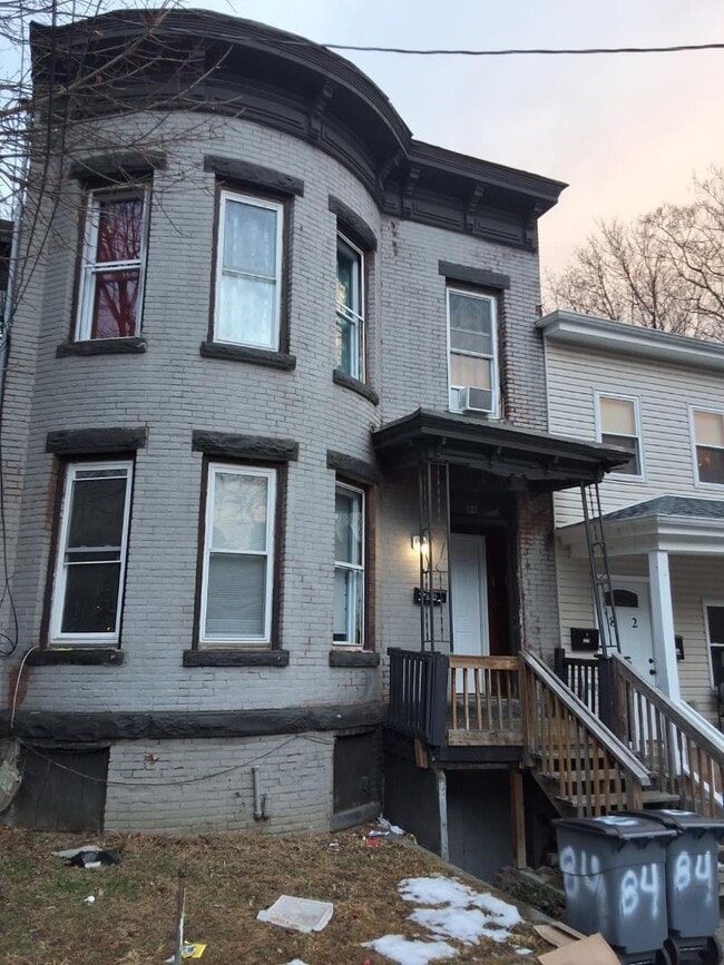 Photo - 84 Carson Ave