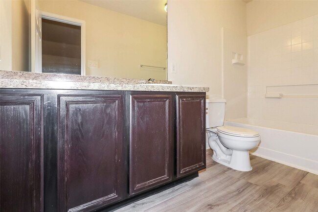 Photo - 6222 Brenwood Cir