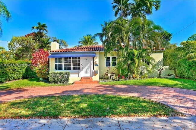 Building Photo - 537 Zamora Ave Rental