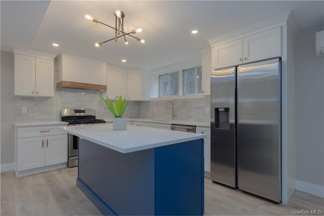 Photo - 11 Oak Ave Unit 1