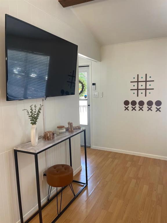 Photo - 1582 Valley Dr