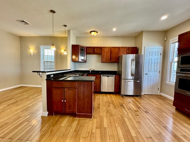 Photo - 22 Elmore St Unit 3