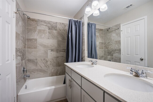 Photo - 17137 Wilthorne Colony Ct