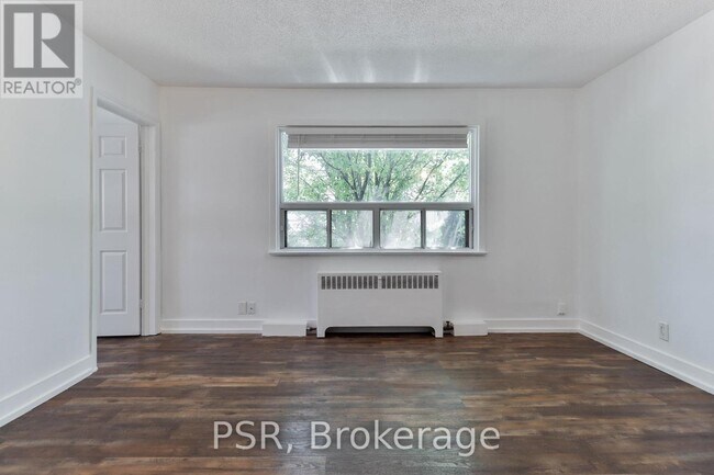 Photo - 170 Holborne Ave