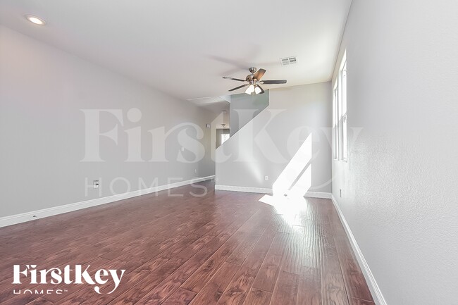 Photo - 6694 Wood Thrush Pl