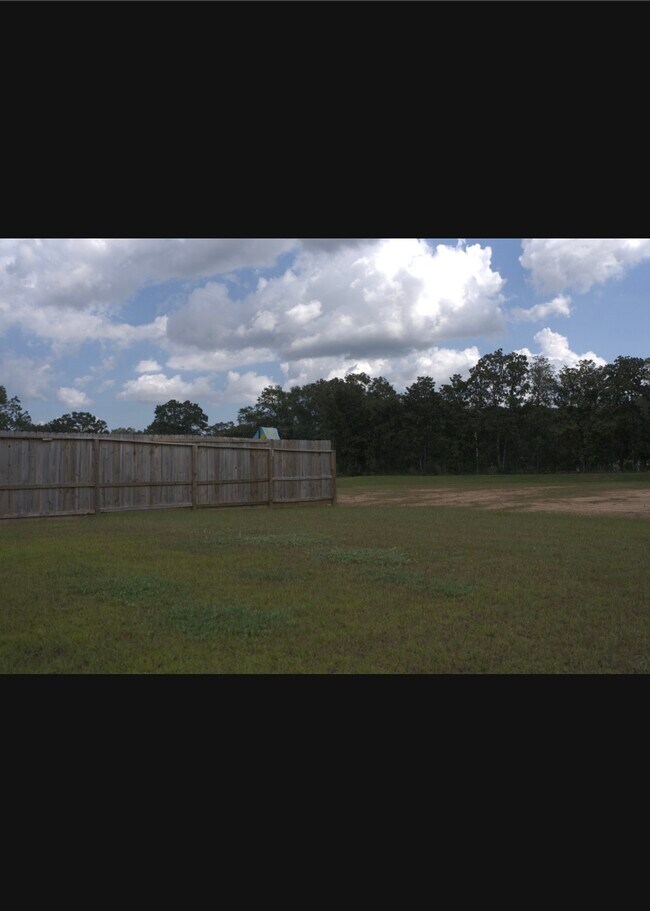 Photo - Oakmont place