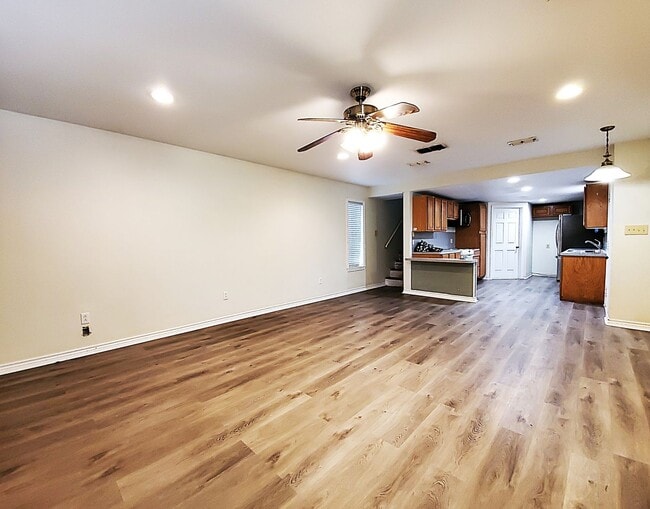 Photo - Welcome to this charming 2 bedroom, 2 bathroom home in Henderson, Texas!