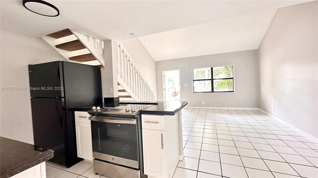 Photo - 1455 Holly Heights Dr