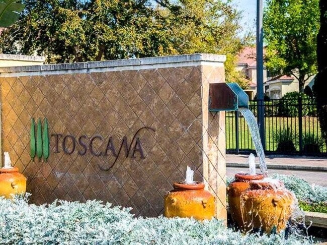 Photo - 6976 Lucca St