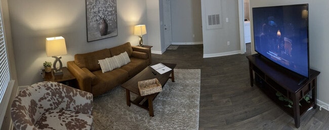 Photo - 1024 Cranbrook Dr Unit ID1344171P