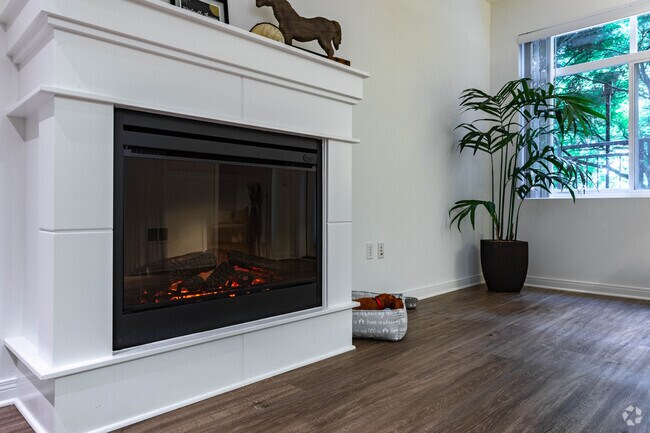 1BR, 1BA - A3 - 868 SF