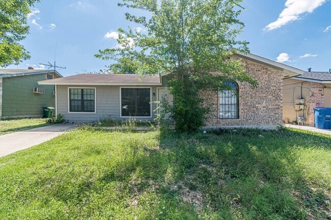 Photo - 8414 Standing Rock St House