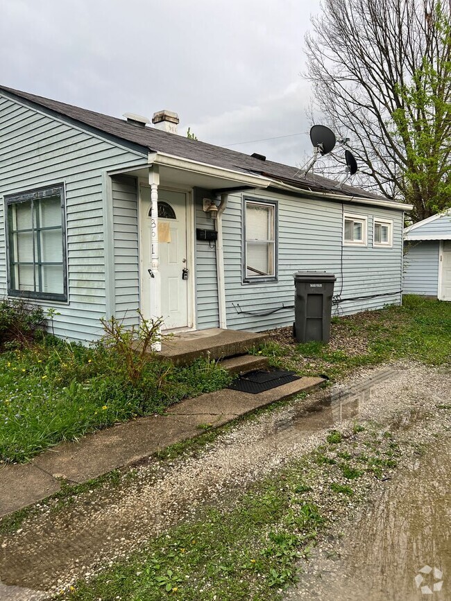 Building Photo - 1861 Bauer Rd Rental
