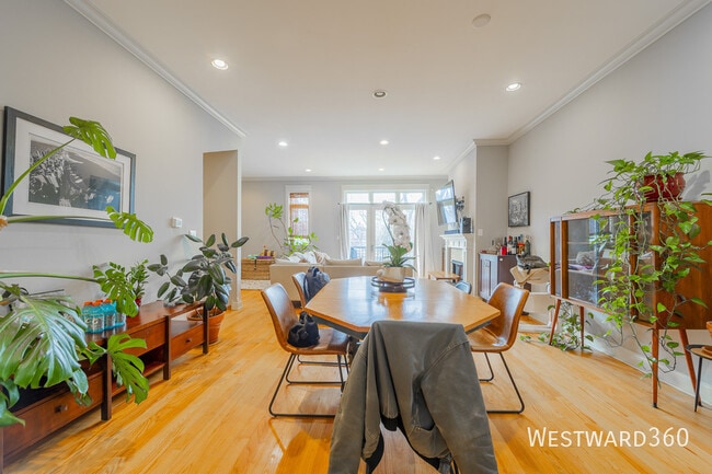 Photo - 2066 N Stave-5