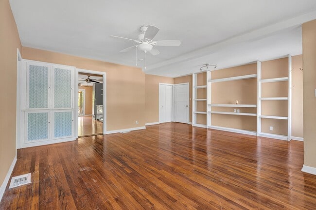 Photo - 1212 Carraway St