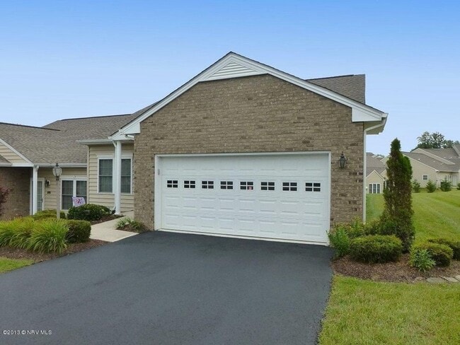 Photo - 145 Slate Creek Dr NW
