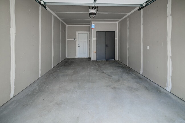 2908 Radicchio Dr