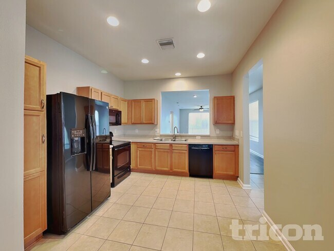 Photo - 5010 98th Ave E