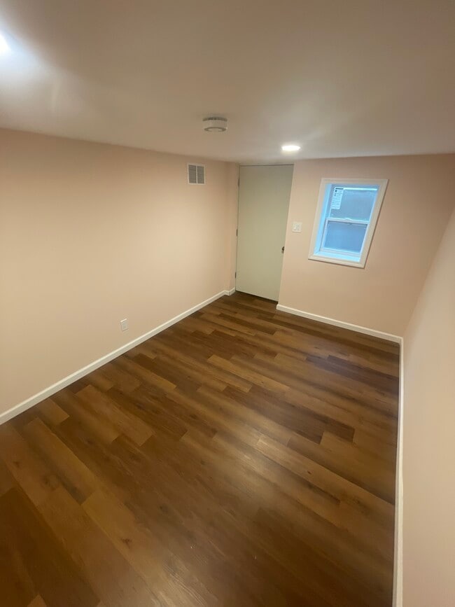 Photo - 209 Central Park Rd