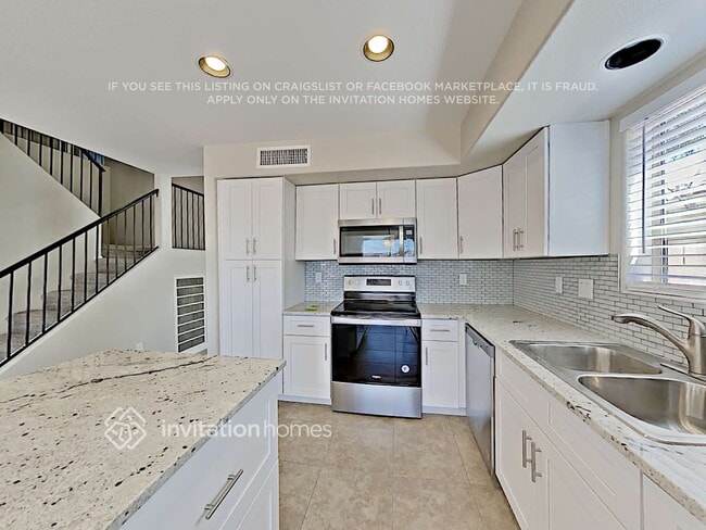 Photo - 12319 W Medlock Dr