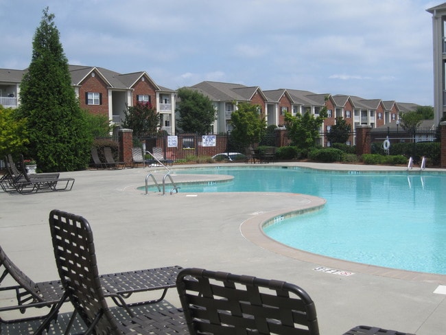Rocky Creek Apartments