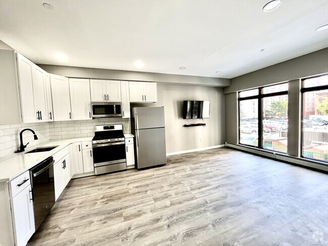 Building Photo - 37 Center St Unit 2C Rental