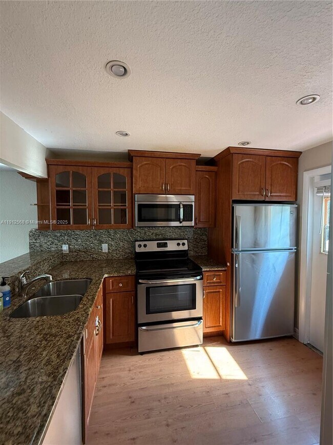 Photo - 3745 NE 171 St Unit 40