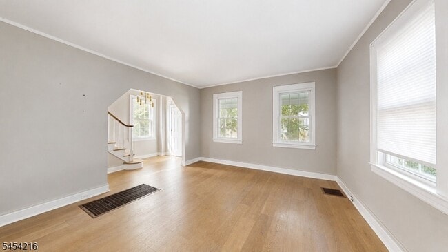 Photo - 74 2nd St