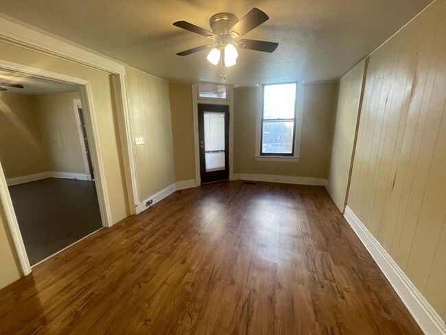 1-Bedroom Newport, KY - 1-Bedroom Newport, KY Unit 1