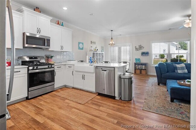 Photo - 213 White Stone Pl